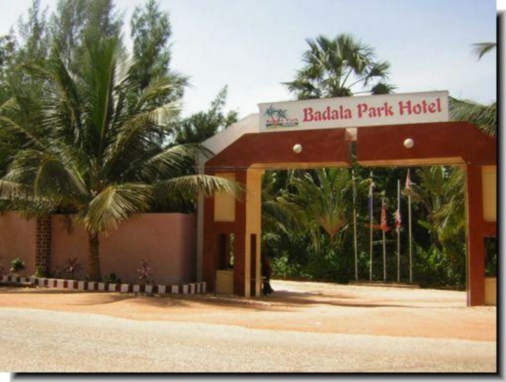 Badala Park Hotel Коту Экстерьер фото